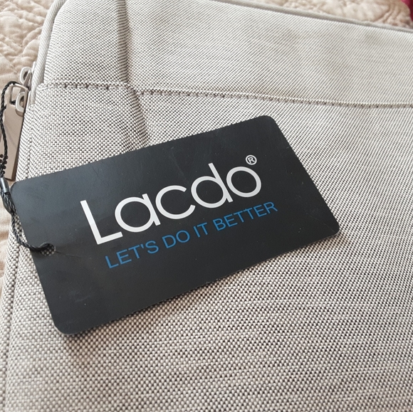 NEW WITH TAGS LACDO LAPTOP/ TABLET SLEEVE CASE - Picture 12 of 15